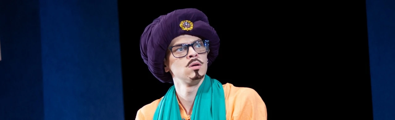 Постер Джентльмен в Омске