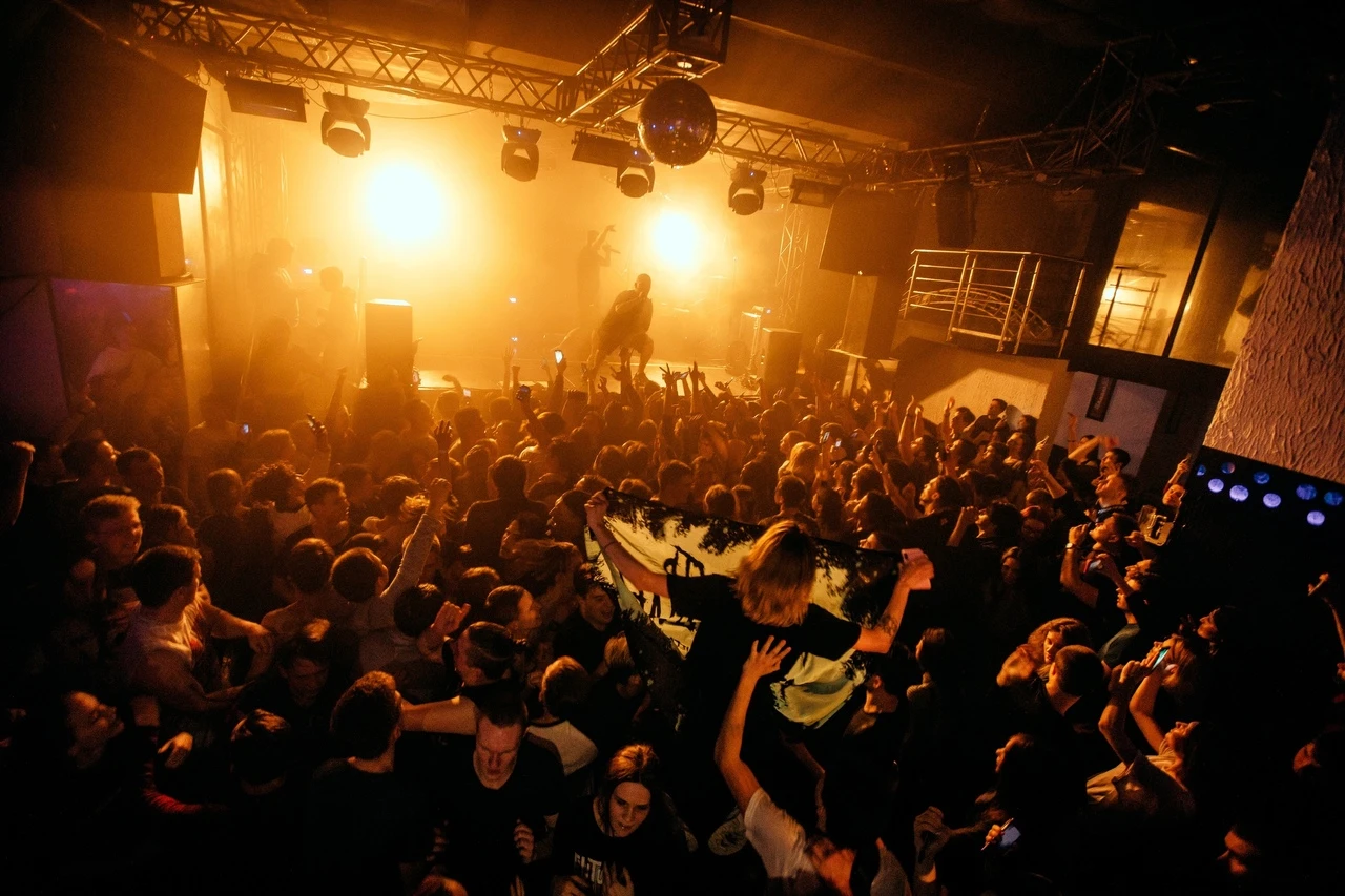 Постер площадки клуб СТUDИЯ