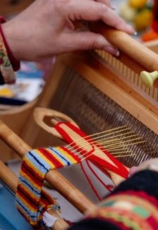 Постер Азбука ткачества: Мастер-класс по работе на ткацком станке в Оренбурге