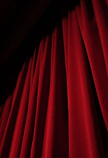 Постер Отчётный концерт народного ансамбля танца "Молодость" в Оренбурге