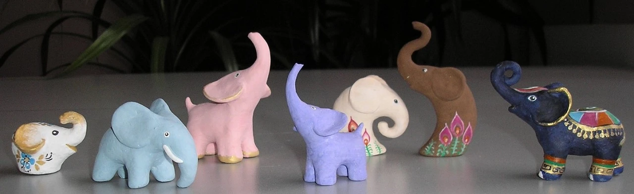 Постер Фигуры из глины "Семь слоников": Мастер-класс