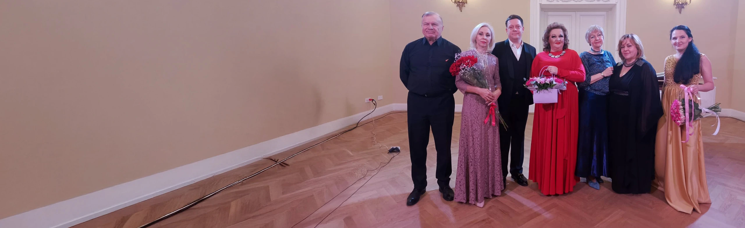 Постер О любви - на всех языках (лирические мелодии разных стран и народов)