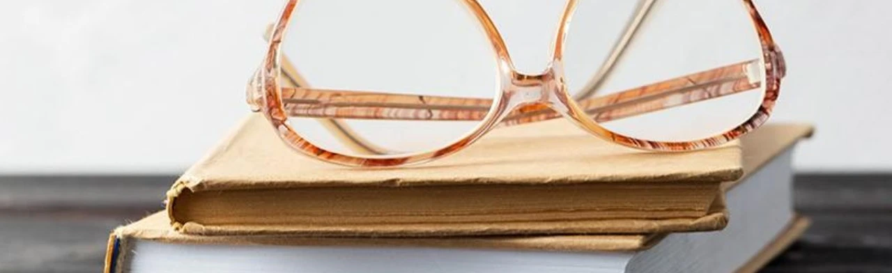 Постер Дорогая Елена Сергеевна в Орске