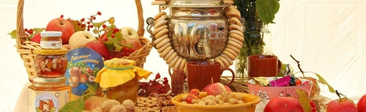 Постер Дружно величаем, три спаса отмечаем: Познавательная программа в Саранске