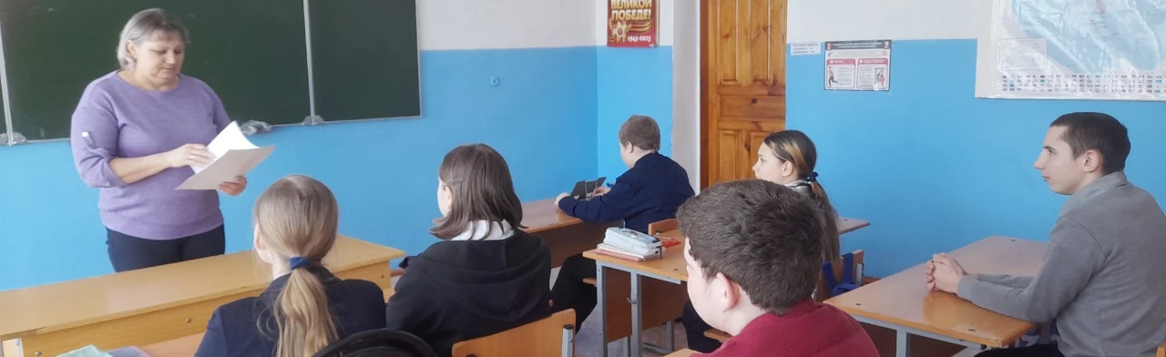 Постер Весеннее великолепие. Литературная гостиная в Саранске