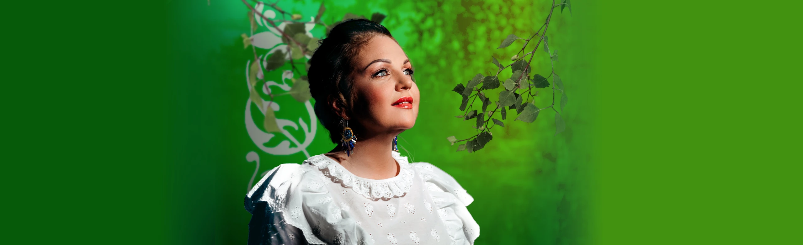 Постер Марина Девятова.