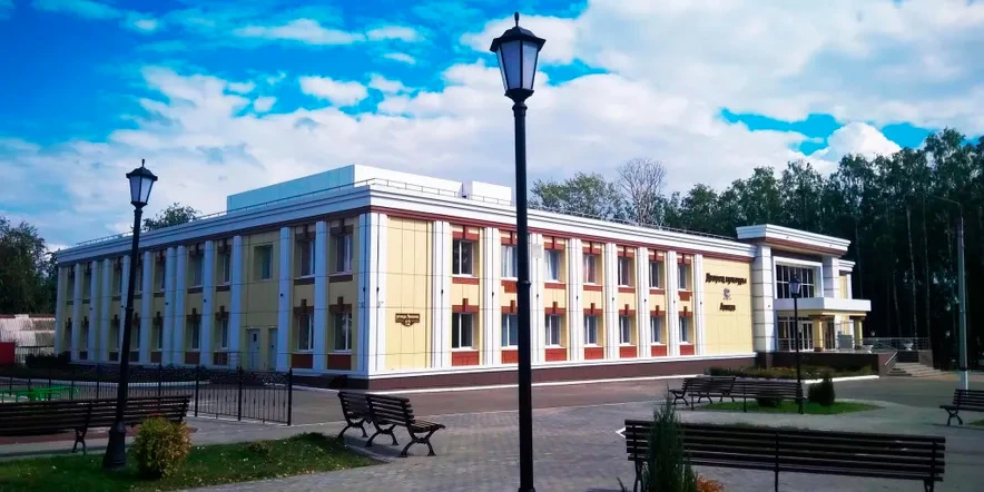 Постер Культурно-спортивный центр Алмаз