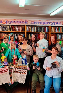 Постер Мордовская семья традициями сильна. Культурный тур в Саранске