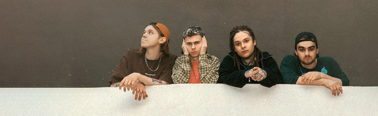 Постер Папин Олимпос в Саратове