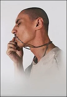 Постер Честный в Саратове