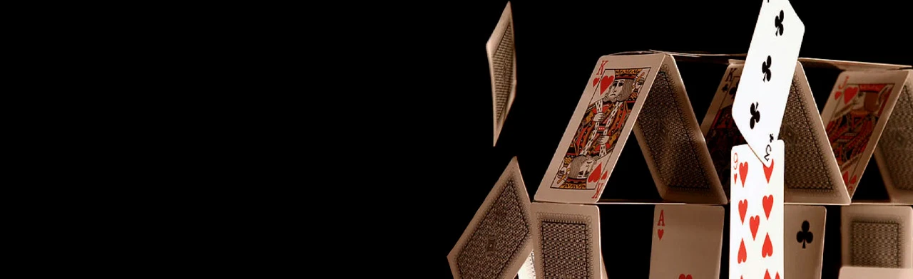 Постер Карточный дом в Саратове