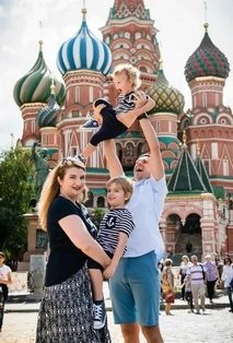 Постер Все начинается с семьи. Литературная гостиная в Смоленске