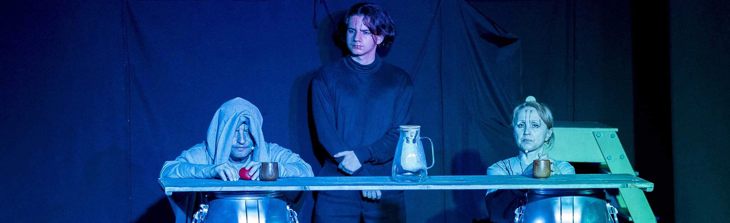 Постер Лавина