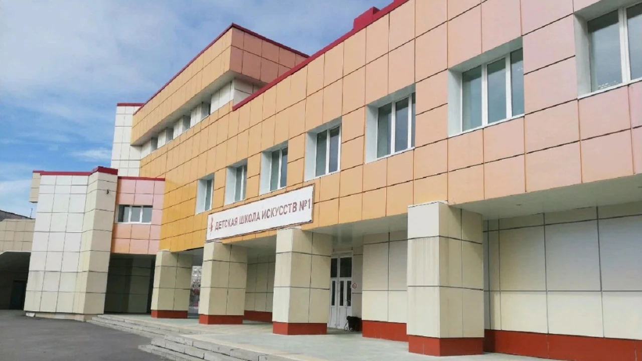 Постер МБУДО "Детская школа искусств № 1" (Сургут)