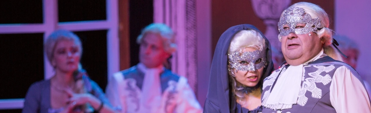 Постер Муж за дверью: Званый вечер с итальянцами в Уфе