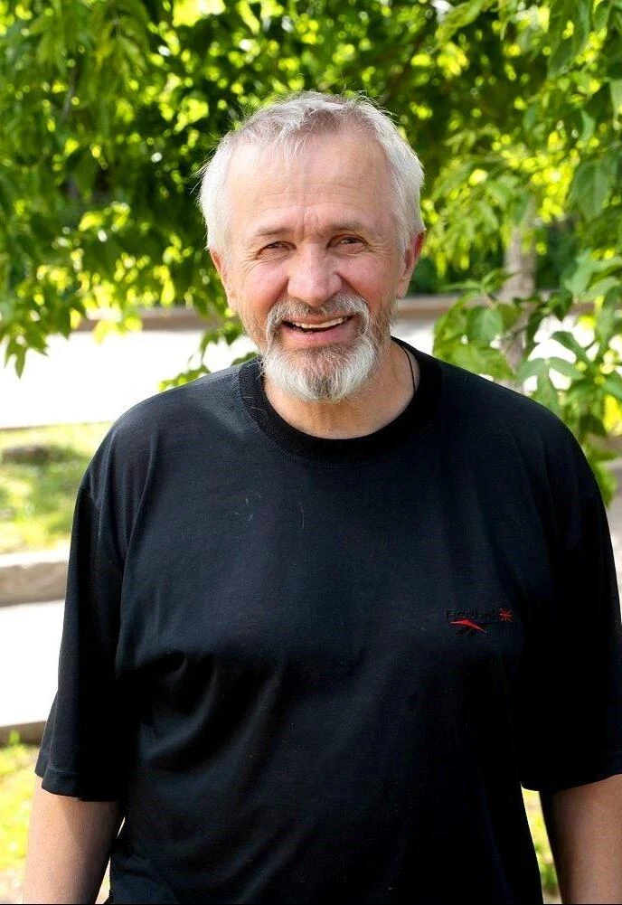 Постер Творческая встреча с художником Виктором Домашниковым в Уфе