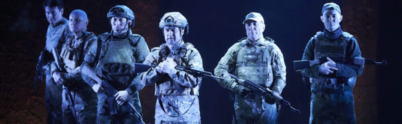 Постер Одной жизни, видно, мало