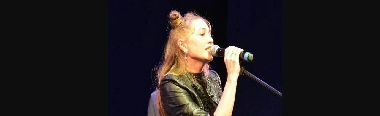 Постер И вновь о любви в Уфе