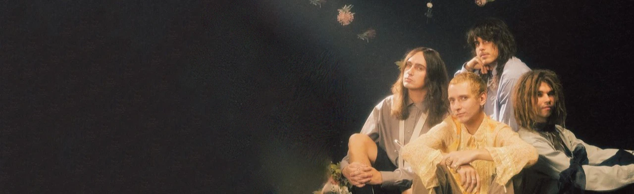 Постер ssshhhiiittt