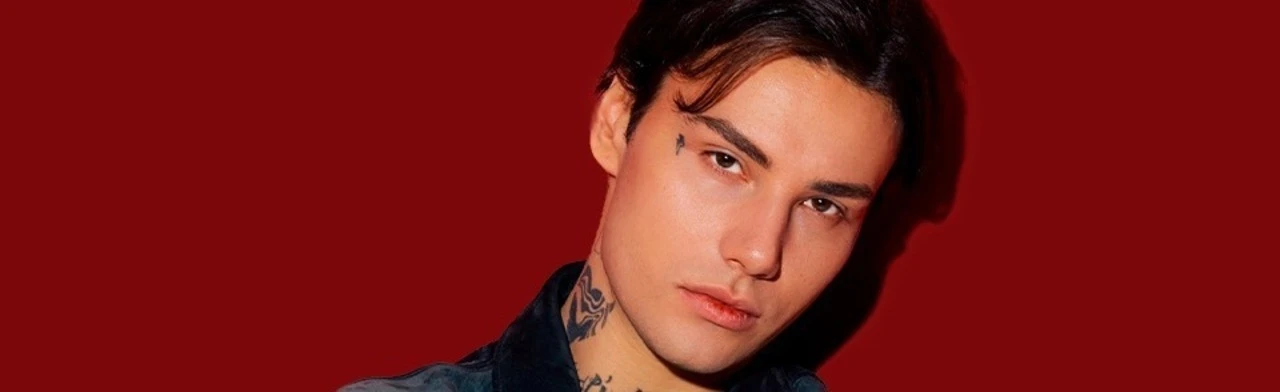 Постер Xolidayboy