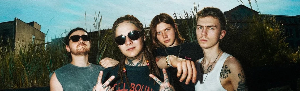 Постер Папин Олимпос в Ульяновске