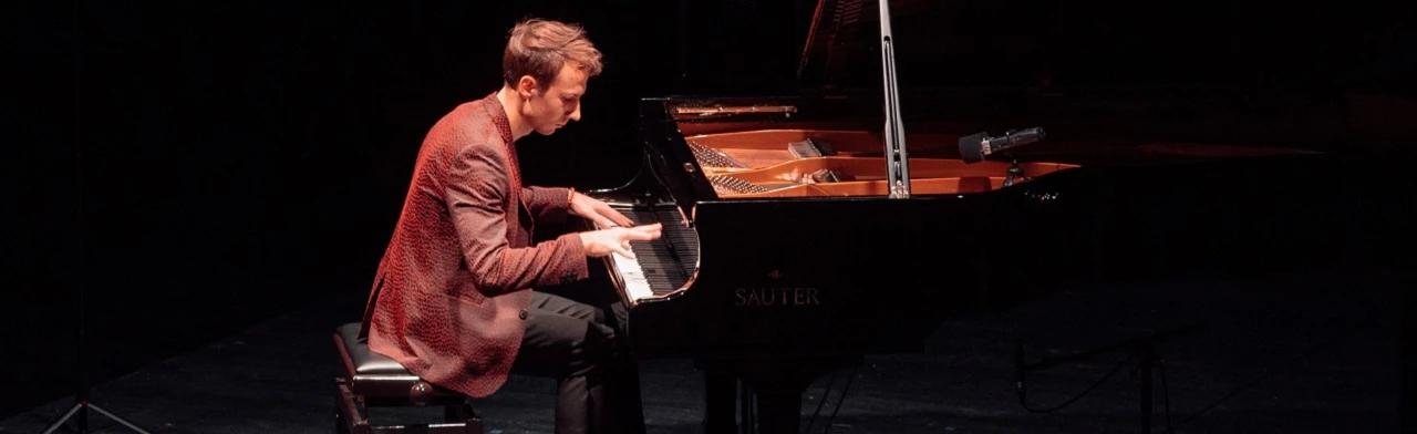 Постер Илья Поляков