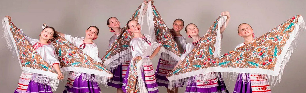 Постер Симбирские узоры. Народный ансамбль танца в Ульяновске