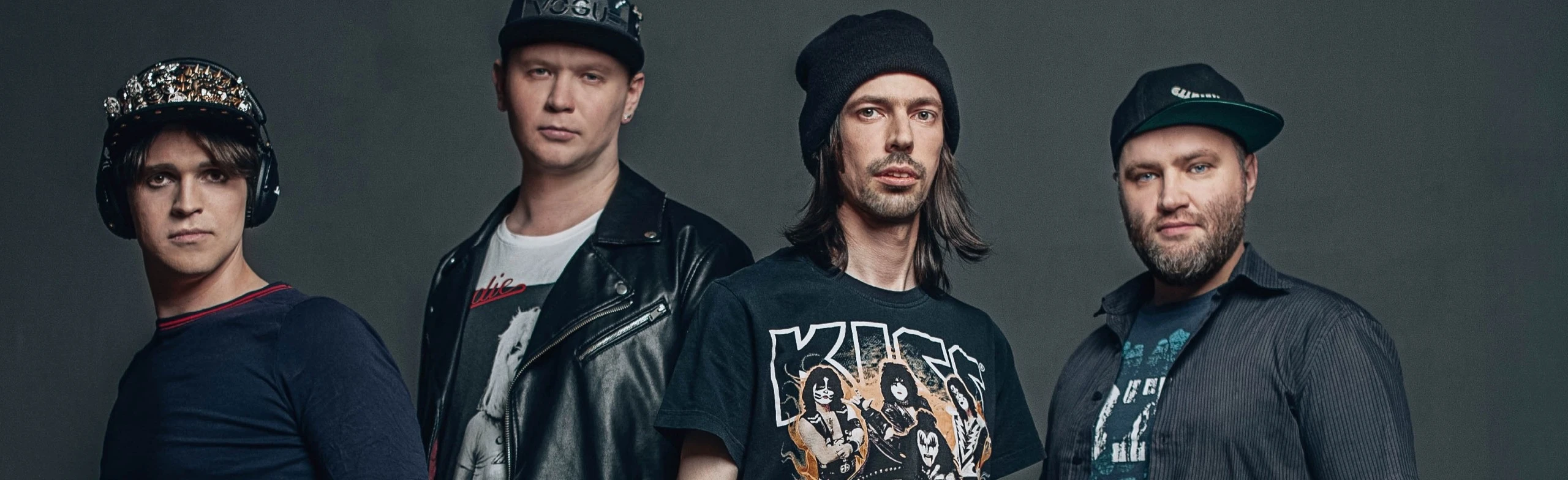 Постер Группа "Не менее пяти оборотов"