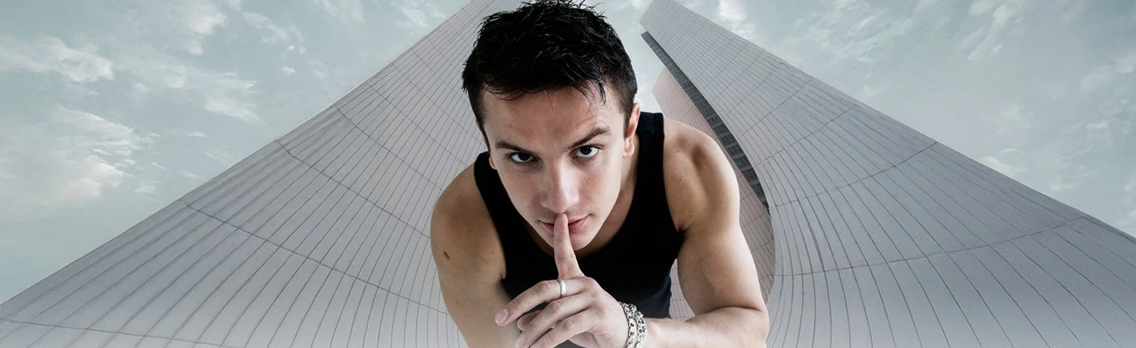 NЮ. Юрий Николаенко