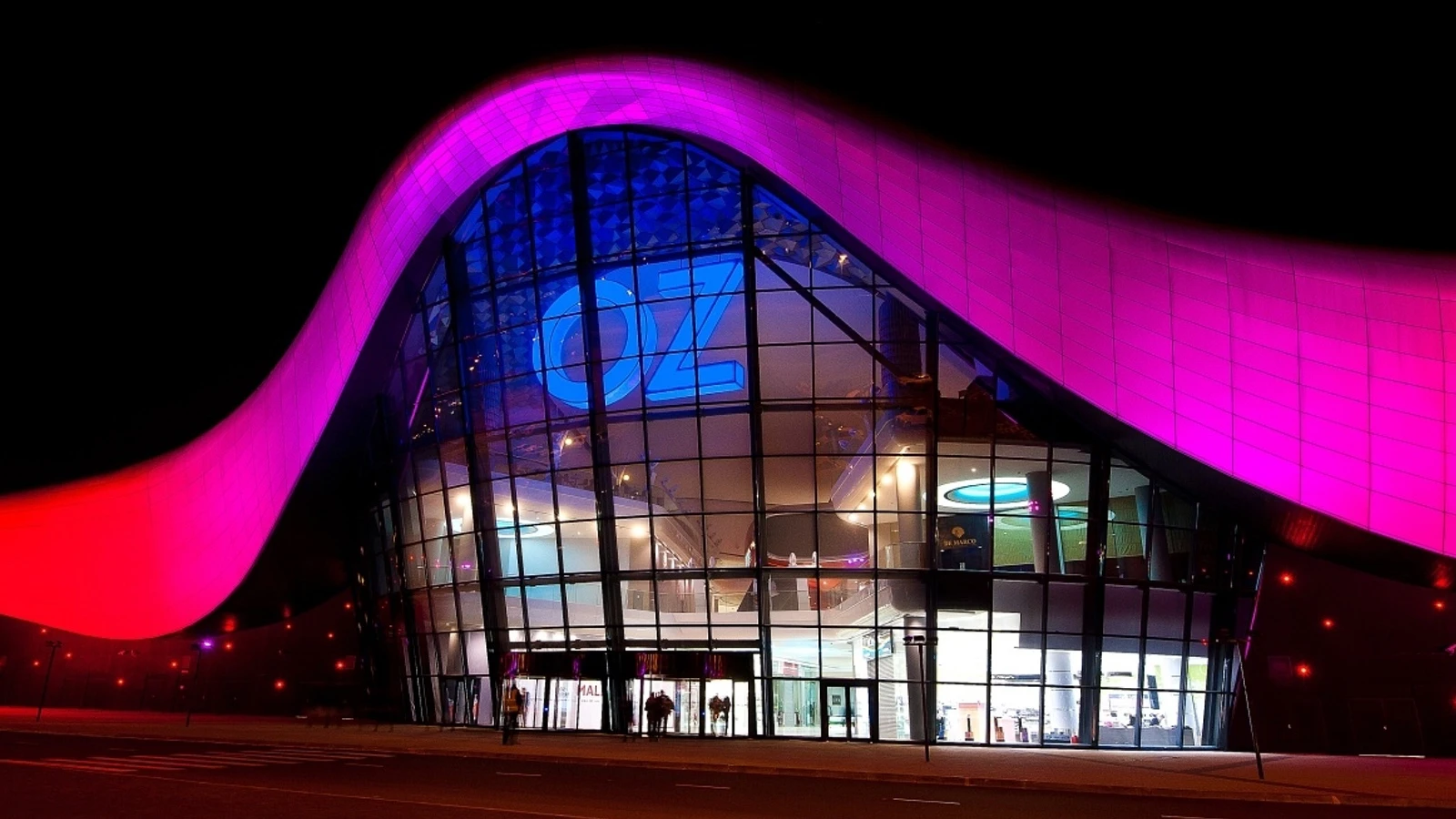 Постер площадки OZ  Молл