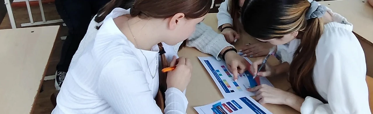 Меж звезд и галактик. Игра-путешествие по Солнечной системе