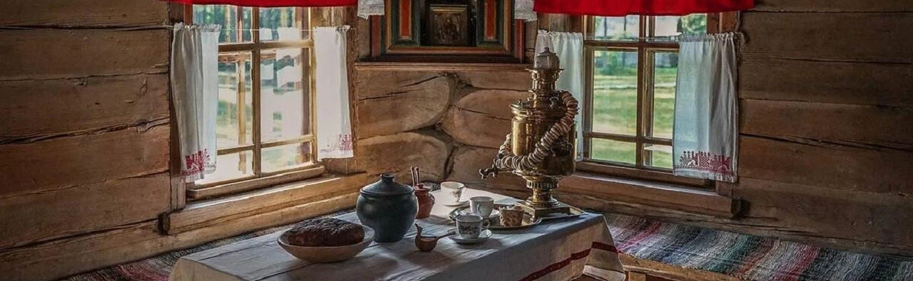 Традиционные избы. Встреча