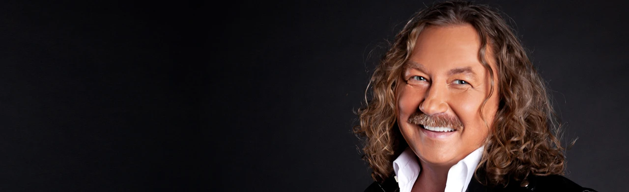 Игорь Николаев