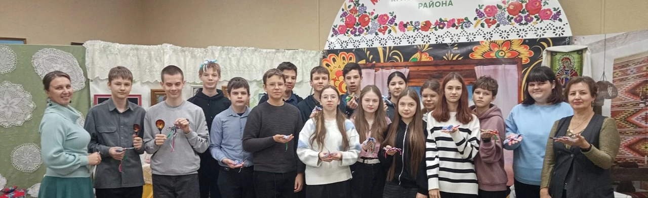 Обзорная экскурсия по экспозициям выставочного зала