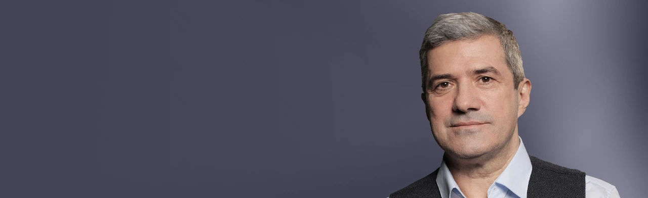 Михаил Шахназаров