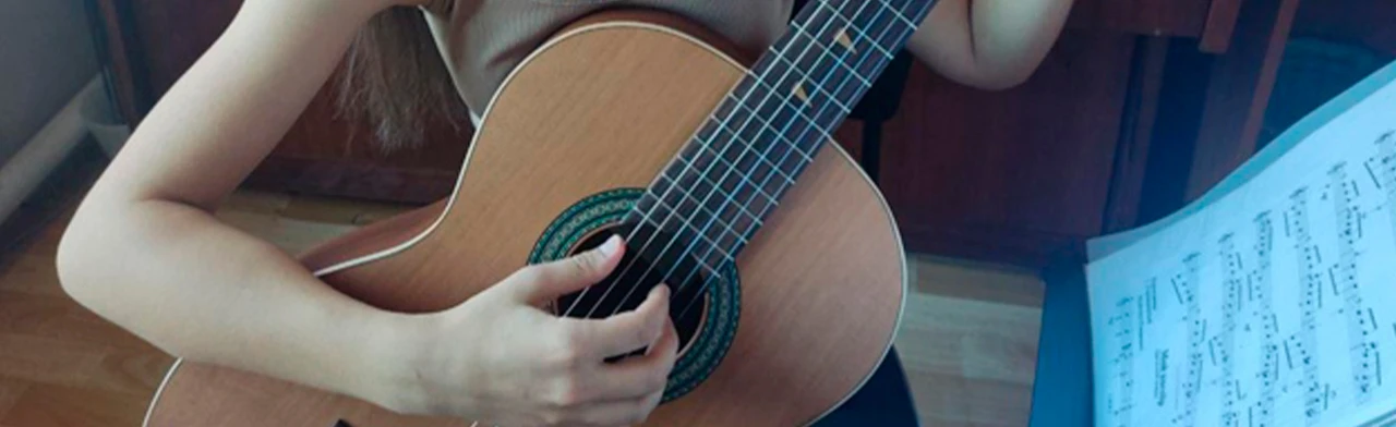 Начальные навыки игры на гитаре. Мастер-класс