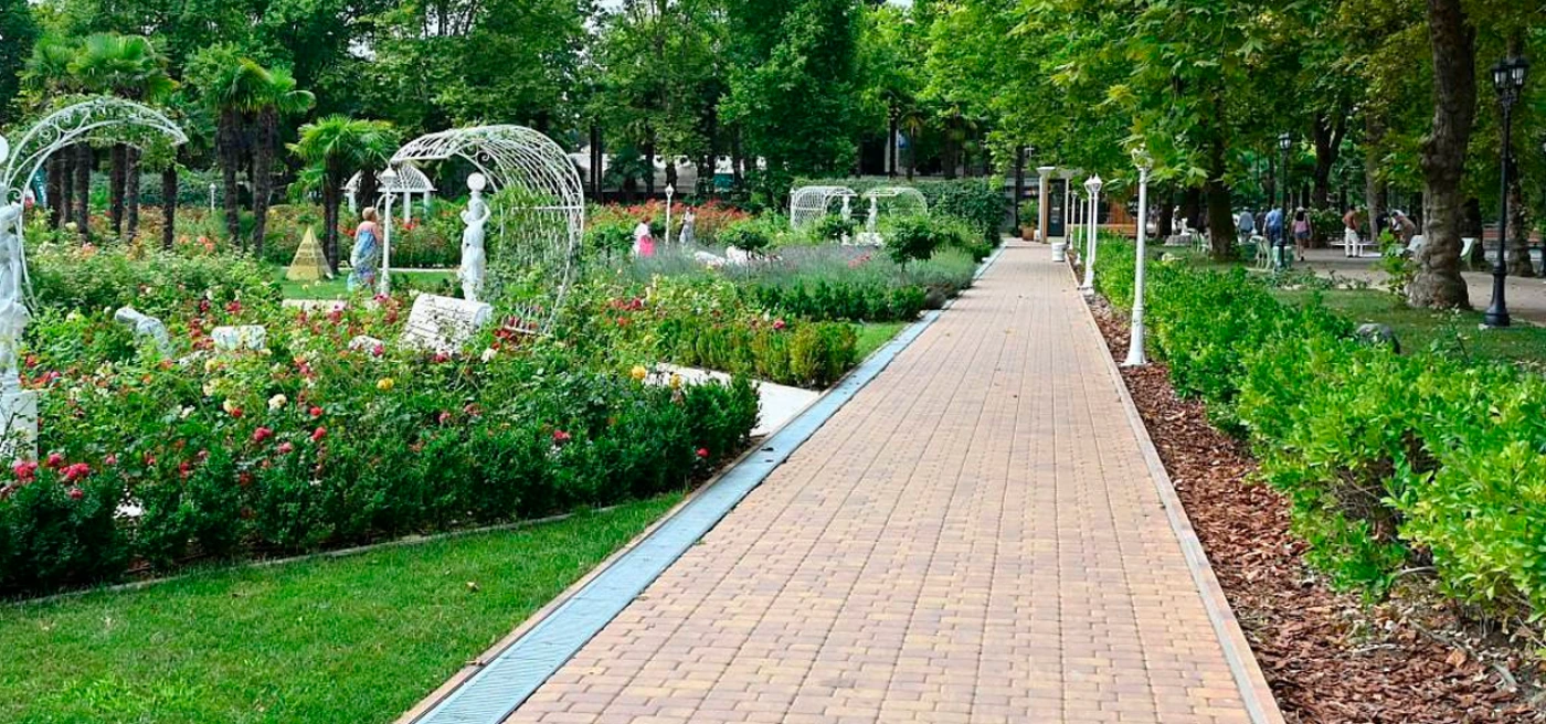 Постер Сочинцам напомнили о 10 метрах ответственности