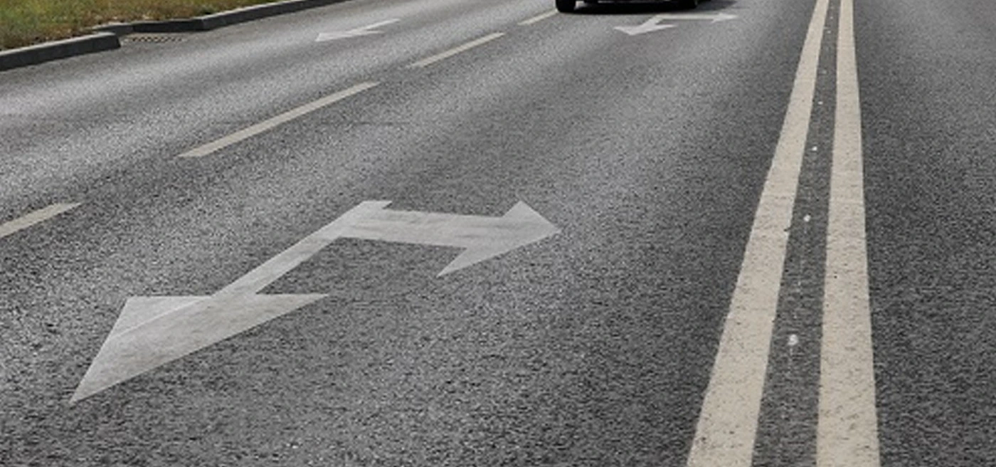 Постер В Волгограде выбрали подрядчика для ремонта четырёх дорожных участков